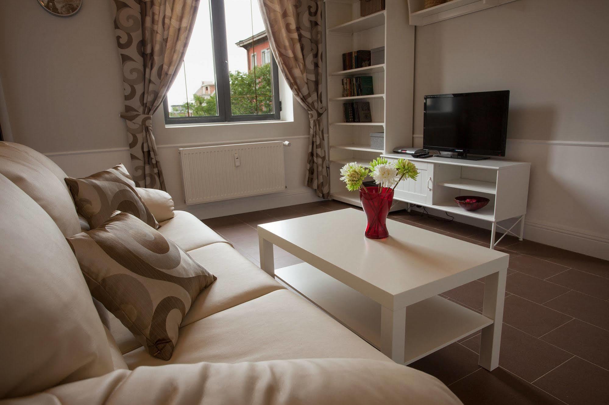 Presidency House Self Check-in Appartement *